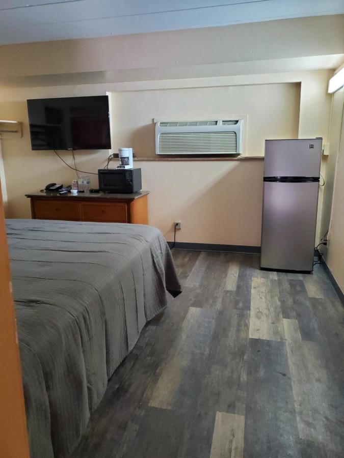 Budget Inn Of Бей-Сити Экстерьер фото