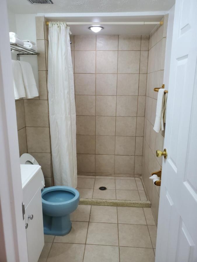 Budget Inn Of Бей-Сити Экстерьер фото